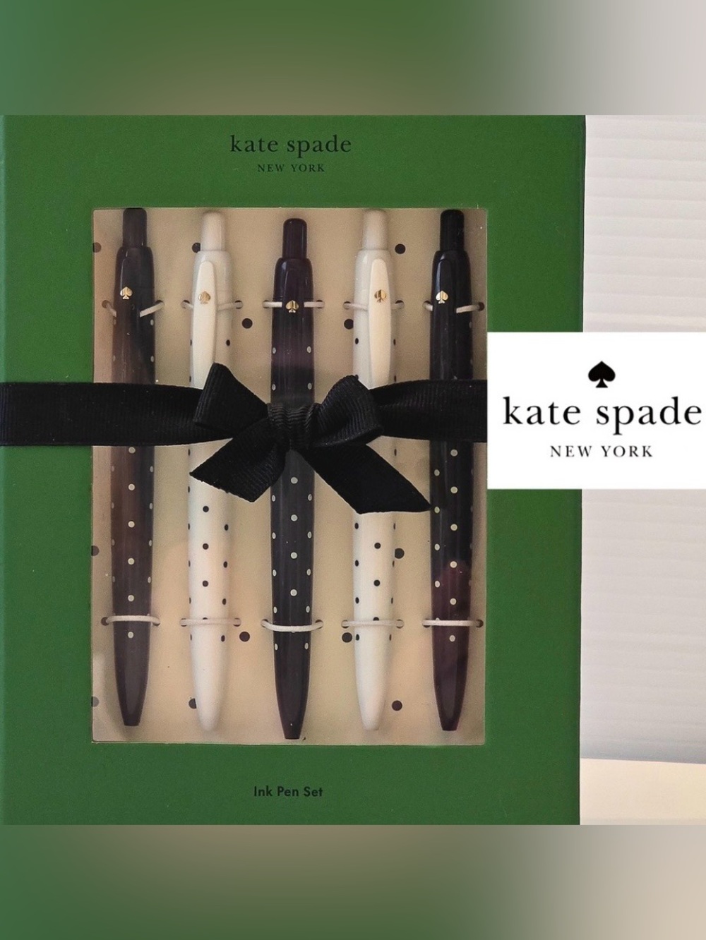 kate spade NEW YORK Black and White Polka Dot Pen Gift Set ( 5 Pens) (NWT)